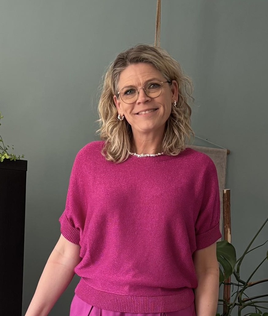 Portret van de maker van Vrouwkje.art